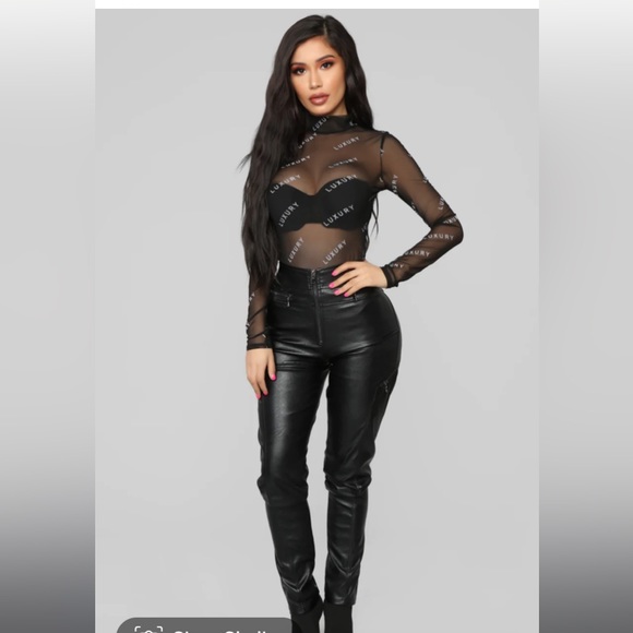Fashion Nova luxury bodysuit🖤 - Picture 3 of 10